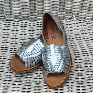Sbicca Silver Metallic Sandals || 8